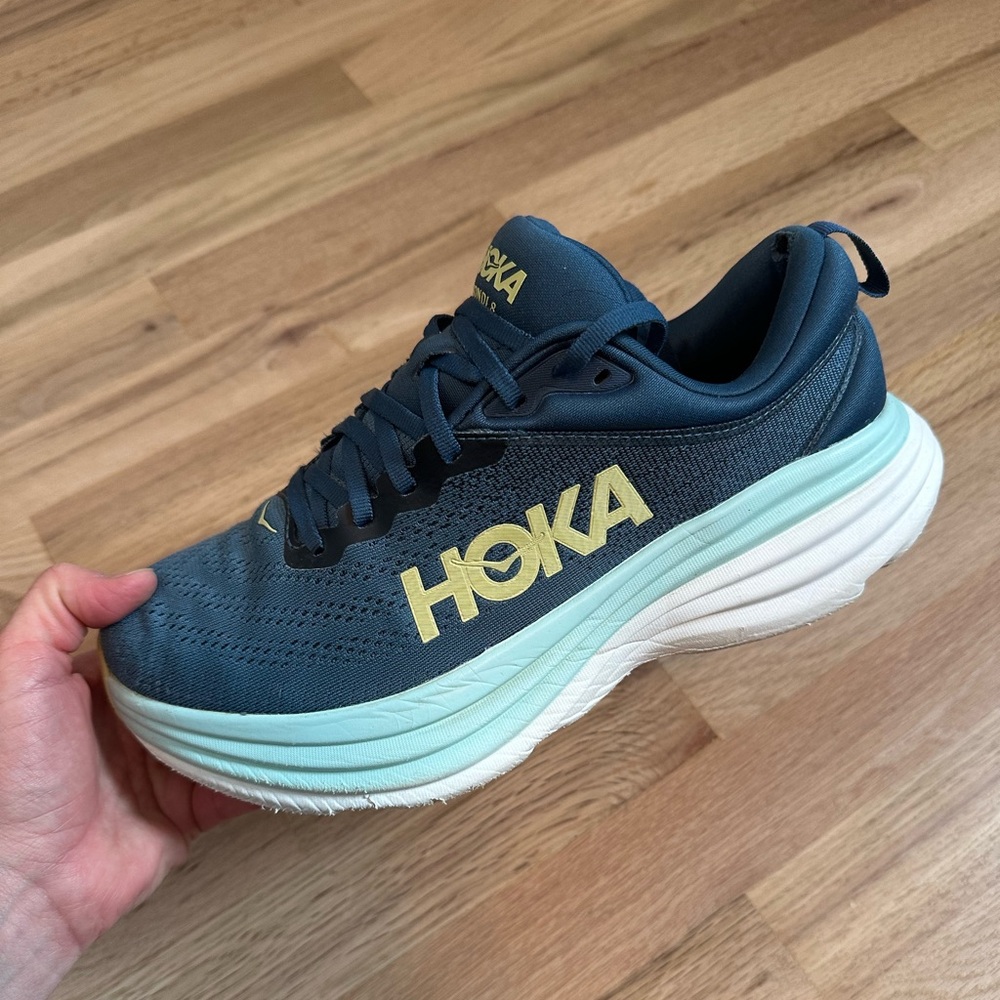 Hoka Bondi 8 Running Shoes Men’s Size 8 Wide Midnight Ocean/Bluesteel colorway